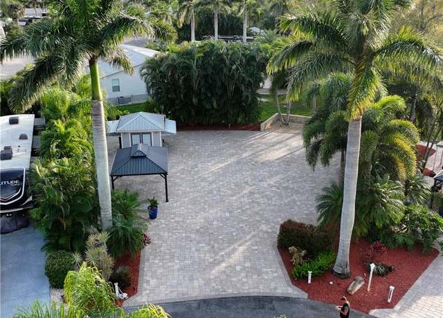 Property at Undisclosed address, Fort Myers, FL 33905