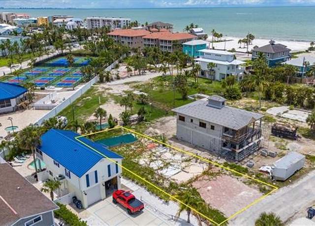 Property at 122 Gulfview Ave, Fort Myers Beach, FL 33931