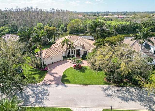 Property at 10081 Magnolia Bend Dr, Estero, FL 34135, 4 beds, 4.5 baths