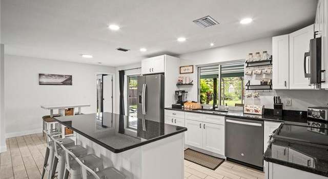 Photo of 2001 Bahama Ave, Fort Myers, FL 33905