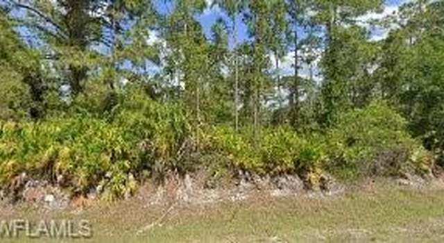 Photo of 420 Maple Ave N, Lehigh Acres, FL 33972