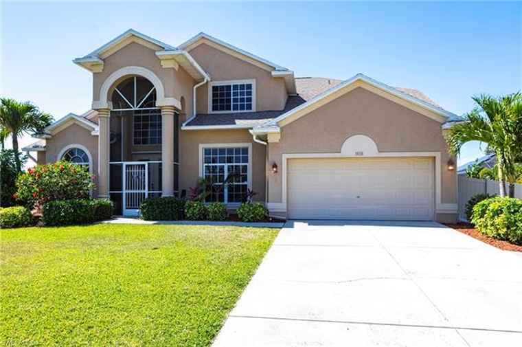 Photo of 1918 SW 28th Ter Cape Coral, FL 33914