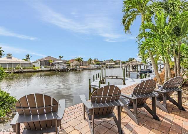 Property at 401 SW 38th Pl, Cape Coral, FL 33991, 3 beds, 2 baths