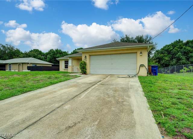 Property at 2808 51st St W, Lehigh Acres, FL 33971, 3 beds, 2 baths