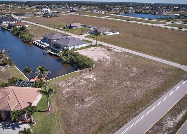 Property at 3231 Yucatan Pkwy, Cape Coral, FL 33993