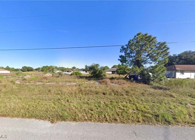 Property at 4424/4426 27th St SW, Lehigh Acres, FL 33973
