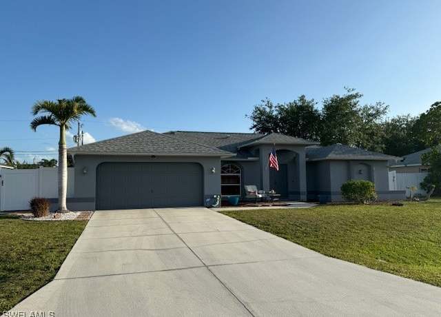 Property at 408 SE 19th Ln, Cape Coral, FL 33990, 3 beds, 2 baths