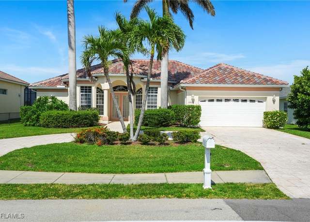 Property at 5406 Pelican Blvd, Cape Coral, FL 33914, 3 beds, 3 baths