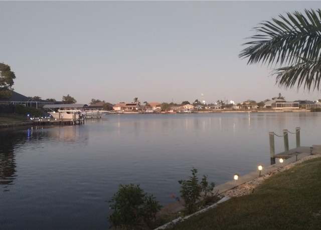Property at 403 SE 28th Ter, Cape Coral, FL 33904, 3 beds, 2 baths