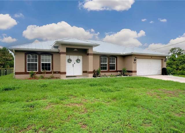 Property at 866 Carbon St E, Lehigh Acres, FL 33974, 3 beds, 2 baths