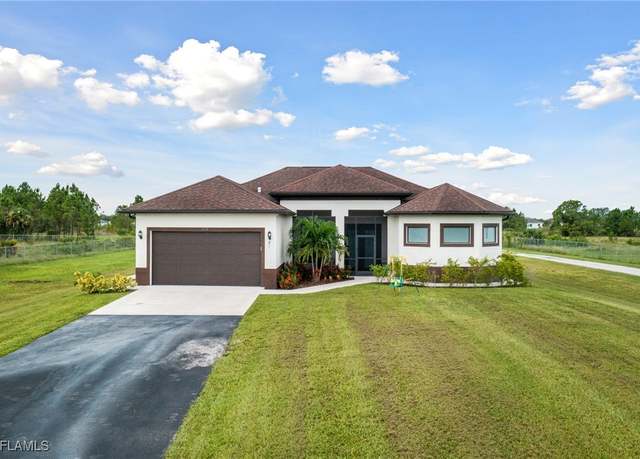 Property at 2598 45th Ave NE, Naples, FL 34120, 3 beds, 2 baths