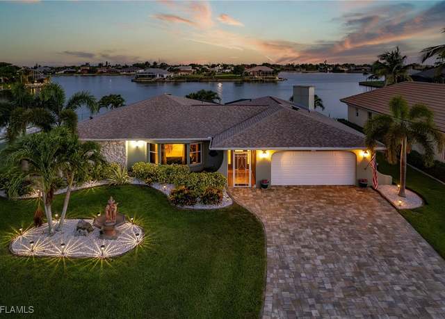 Property at 30 SE 10th Ave, Cape Coral, FL 33990, 3 beds, 2 baths