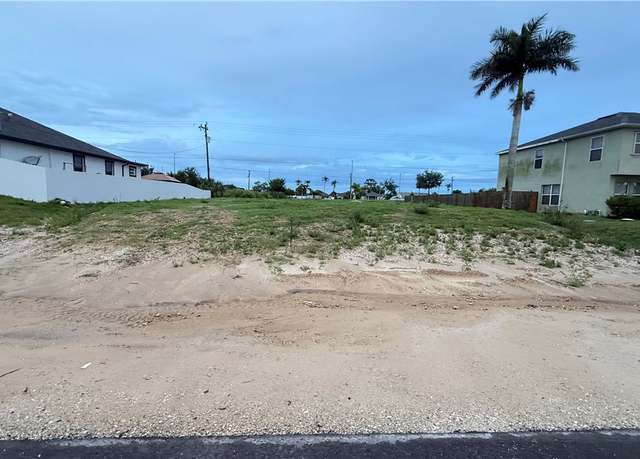 Property at 1907 NE 15th Pl, Cape Coral, FL 33909