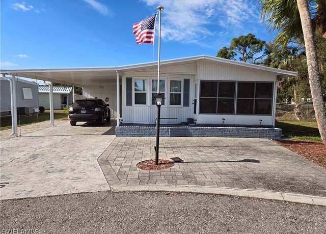 Property at 366 Middlecoff Ct, North Fort Myers, FL 33903, 2 beds, 2 baths
