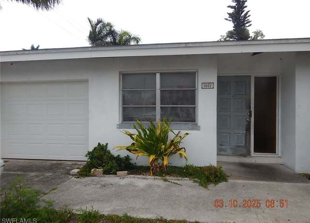 Property at 1907 Ricardo Ave, Fort Myers, FL 33901, 8 beds, 4 baths