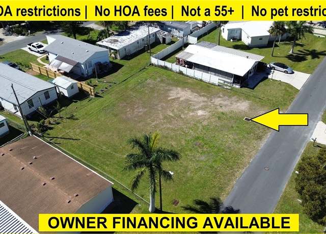 Property at 12111 Cypress Dr, Fort Myers, FL 33908