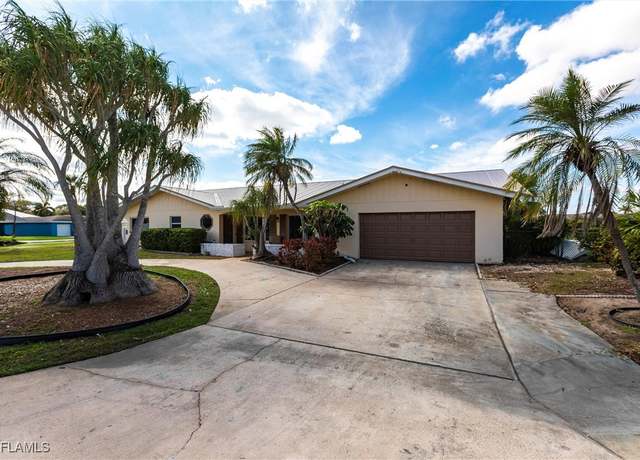 Property at 4311 S Gulf Cir, North Fort Myers, FL 33903, 4 beds, 3 baths