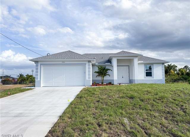 Property at 2703 42nd St SW, Lehigh Acres, FL 33976, 3 beds, 2 baths
