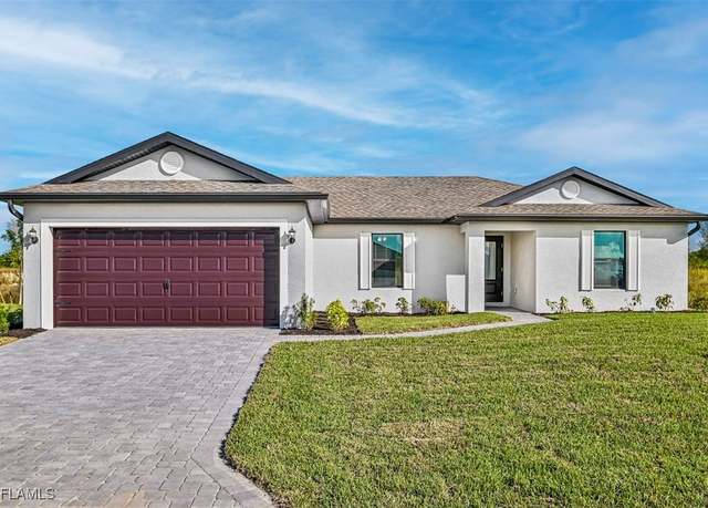 Property at 852 Gen D Macarthur Ave, Labelle, FL 33935, 3 beds, 2 baths