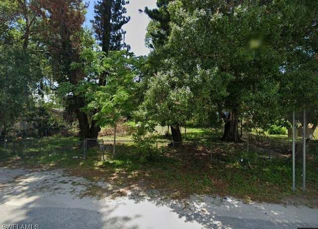 Property at 111 S 7th St, Immokalee, FL 34142
