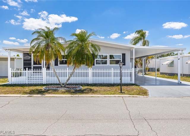 Property at 472 Nicklaus Blvd, North Fort Myers, FL 33903, 2 beds, 2 baths
