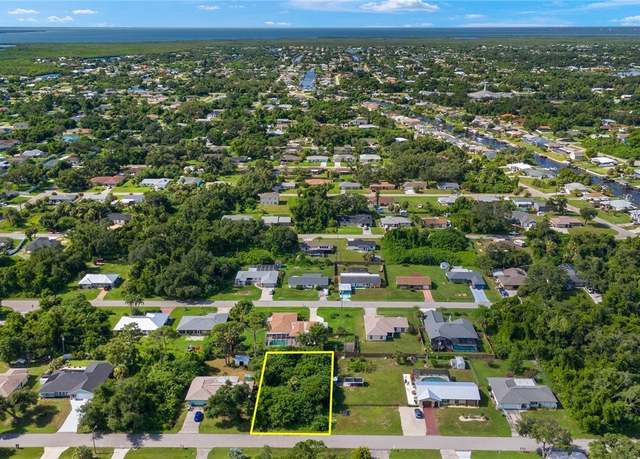Property at 1133 Victoria Ave, Port Charlotte, FL 33948