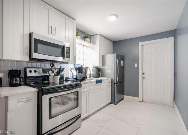 Property at 30 Cypress St, North Fort Myers, FL 33903, 2 beds, 1 bath
