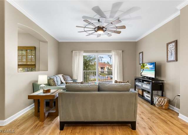 Property at 13131 Bella Casa Cir #2135, Fort Myers, FL 33966, 3 beds, 2 baths
