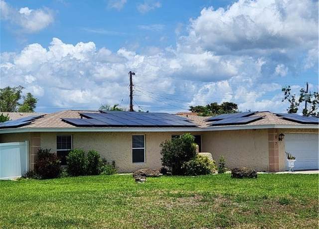 Property at 207 SE 47th Ter, Cape Coral, FL 33904, 3 beds, 2 baths