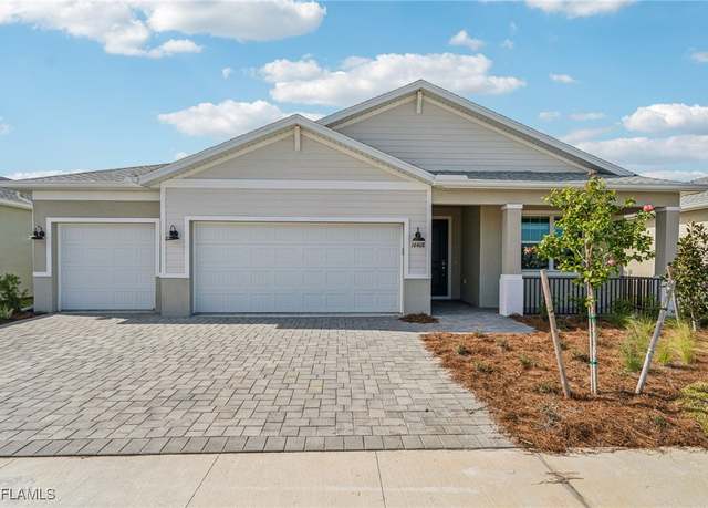 Property at 16408 Seven Lakes Ave, Punta Gorda, FL 33982, 4 beds, 2.5 baths