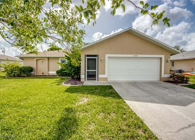 Property at 1719 Academy Blvd, Cape Coral, FL 33990, 3 beds, 2 baths