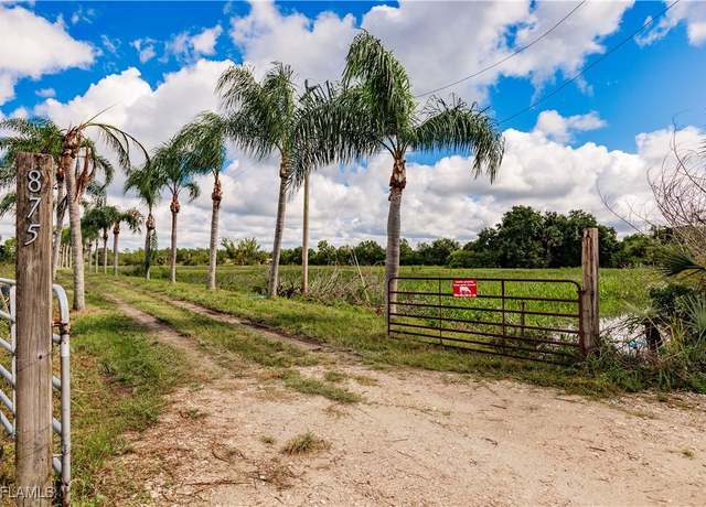 Property at 875 Limpkin Rd, Naples, FL 34120, 1 bed, 1 bath