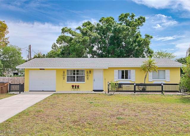 Property at 2238 Davis Blvd, Fort Myers, FL 33905, 3 beds, 1 bath