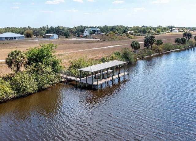 Property at 1589 Frontier Cir, Labelle, FL 33935
