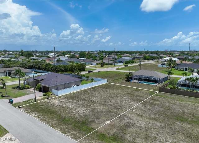 Property at 2002 SW 29th Ter, Cape Coral, FL 33914