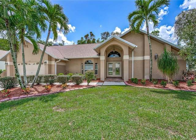 Property at 6975 Highland Park Cir, Fort Myers, FL 33966, 3 beds, 2.5 baths