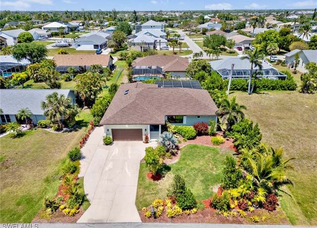 Property at 6030 Birnam Wood Ln, Fort Myers, FL 33908, 3 beds, 3 baths