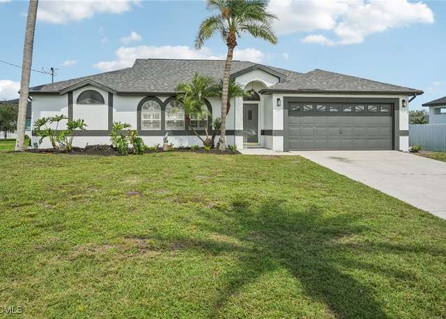 Property at 479 NE 2nd Pl, Cape Coral, FL 33909, 3 beds, 2 baths