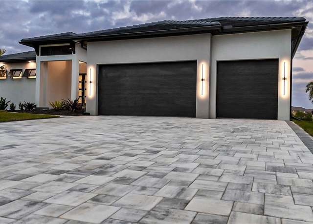 Property at 3313 SW 2nd Ln, Cape Coral, FL 33991, 3 beds, 3 baths