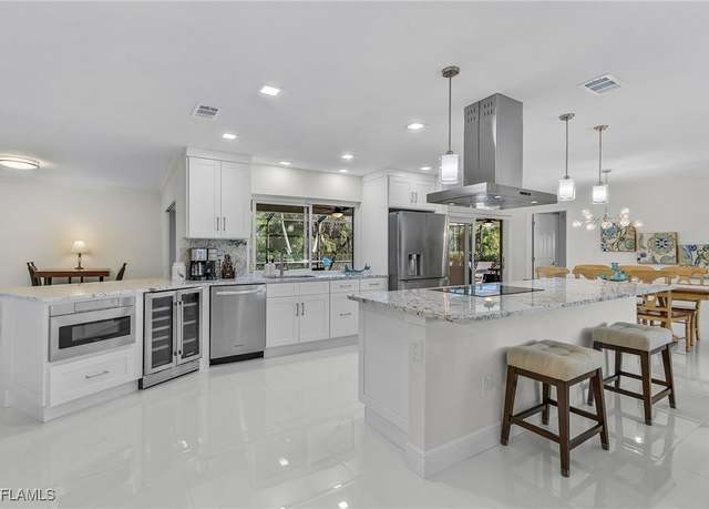Property at 5305 SW 25th Ct, Cape Coral, FL 33914, 3 beds, 2 baths