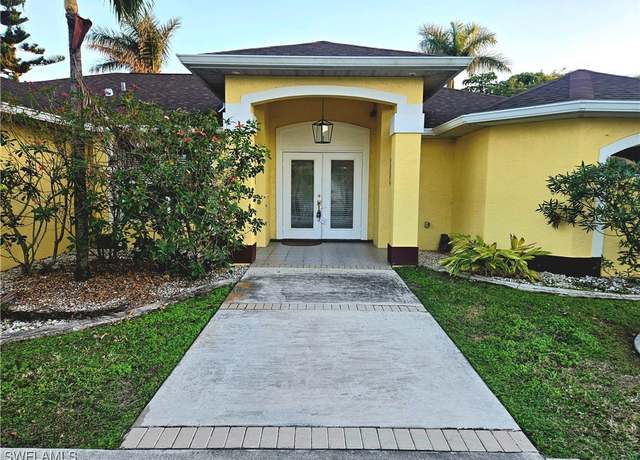 Property at 142 SE 30th Ter, Cape Coral, FL 33904, 3 beds, 2 baths