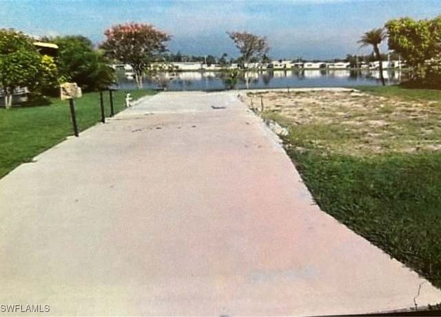 Property at 3129 Glenbrook Dr, North Fort Myers, FL 33917