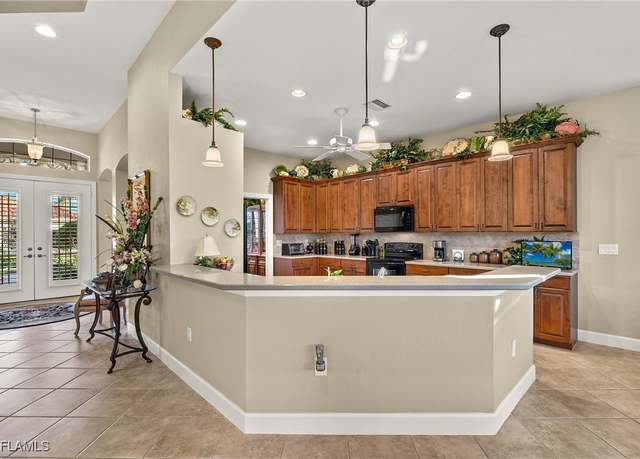 Property at 11120 Laughton Cir, Fort Myers, FL 33913, 3 beds, 2 baths