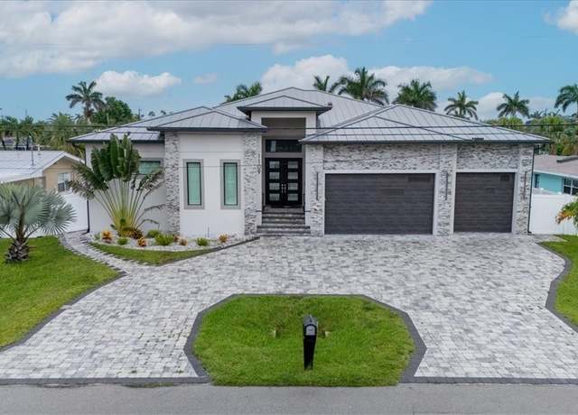 Property at 1109 Lenox Ct, Cape Coral, FL 33904, 5 beds, 6 baths