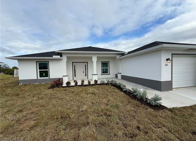 Property at 2109 NE 5th Pl, Cape Coral, FL 33909, 4 beds, 3 baths