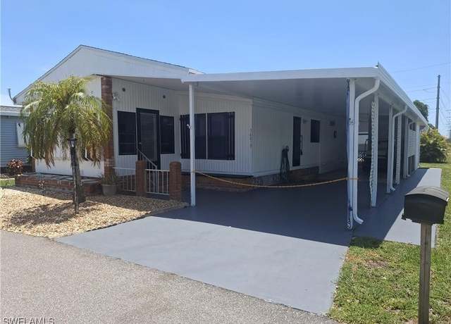 Property at 16015 Tangelo Way, North Fort Myers, FL 33903, 2 beds, 2 baths