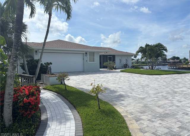 Property at 1951 SE 32nd St, Cape Coral, FL 33904, 3 beds, 2 baths