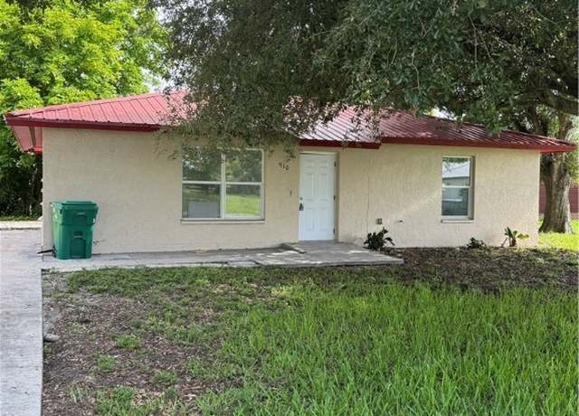 Property at 910 Harlem Academy Ave, Clewiston, FL 33440, 3 beds, 2 baths