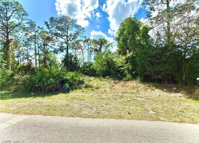 Property at 5245/5247 26th St SW, Lehigh Acres, FL 33973