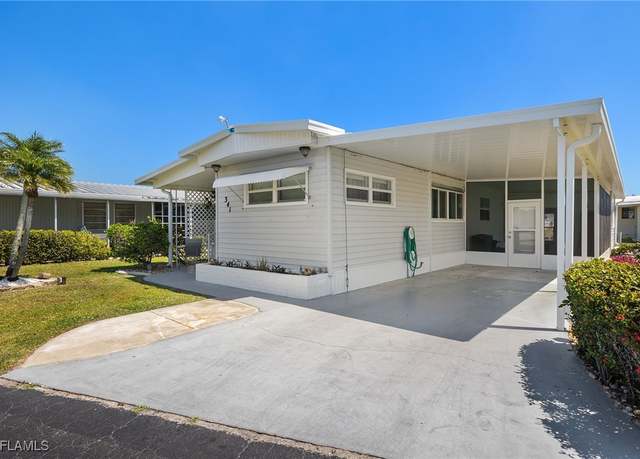 Property at 341 Mattie Ave, Fort Myers, FL 33908, 2 beds, 1.5 baths